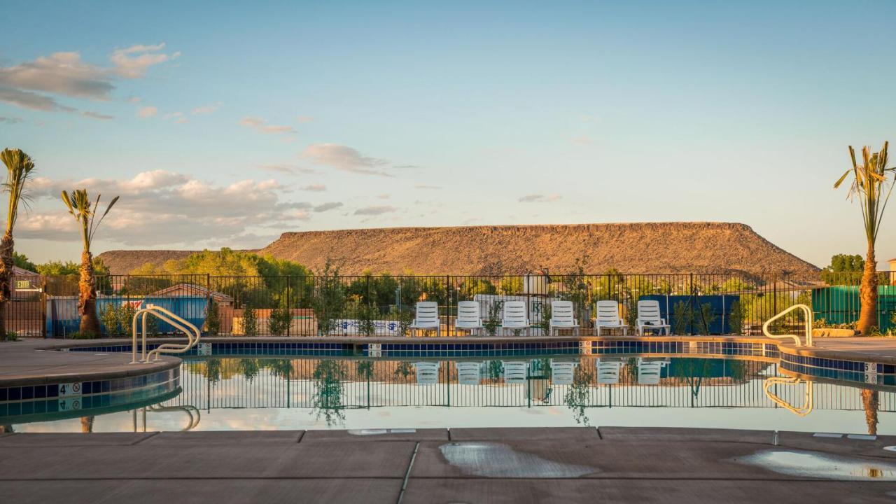 W307 Third Floor 3-Bedroom Pool View St. George Exterior photo